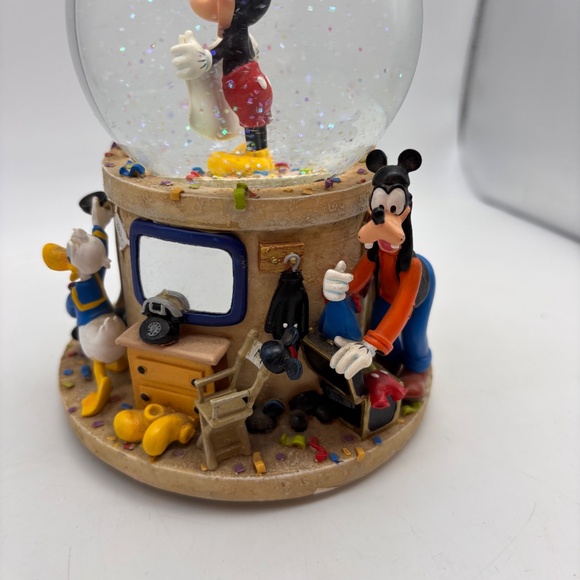 Disney WDW Mickey Mouse & Friends 2002 Ears to You Snow Globe Zip-A-Dee-Doo-Dah - Picture 6 of 16